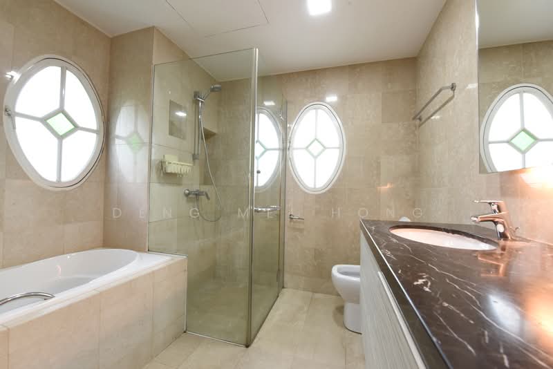 71 Gentle Drive, Gentle Drive, 5 Bedrooms, 7,382 sqft, Detached House For Rent, by Deng Mei Hong, 500127944 - Bathroom - PropertyGuru.com.sg