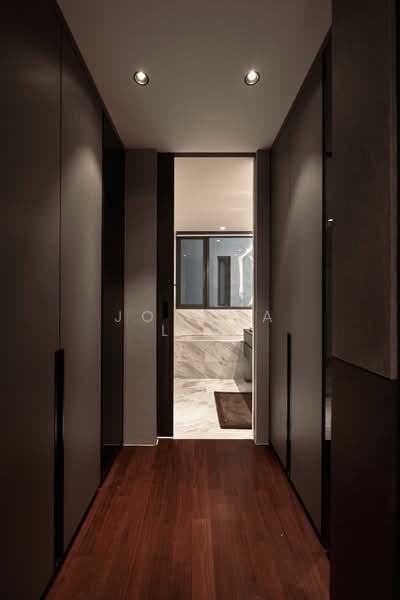 The Arte, 21 Jalan Raja Udang, 3 Bedrooms, 1,528 sqft, Condominium For Sale, by Joshua Lim, 500127958 - Walk in wardrobe - PropertyGuru.com.sg