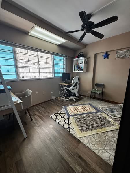 558 Jurong West Street 42, 558 Jurong West Street 42, 3 Bedrooms, 1,614 sqft, HDB Flat For Sale, by Kelvin Tan 陈克辉, 500127978 - Study - PropertyGuru.com.sg
