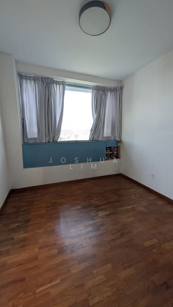 Carabelle, 51 West Coast Way, 5 Bedrooms, 2,110 sqft, Condominium For Sale, by Joshua Lim, 500127987 - Bedroom - PropertyGuru.com.sg