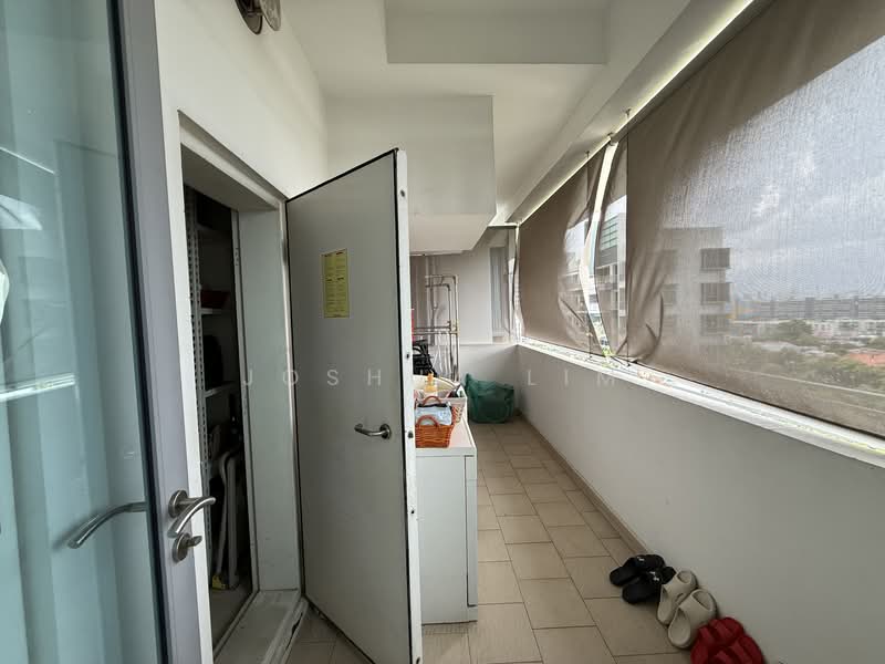Carabelle, 51 West Coast Way, 5 Bedrooms, 2,110 sqft, Condominium For Sale, by Joshua Lim, 500127987 - Yard - PropertyGuru.com.sg