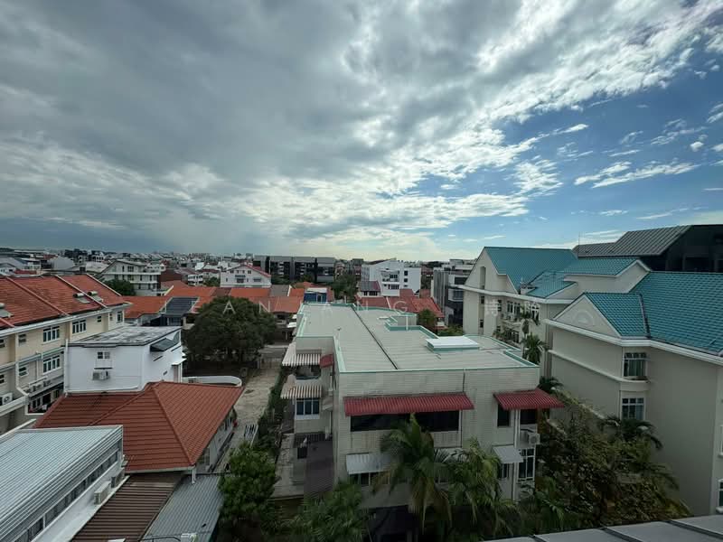 The modules, , 2 Bedrooms, 824 sqft, Apartment For Rent, by Jean Ang  诗吟, 500127990 - Exterior - PropertyGuru.com.sg