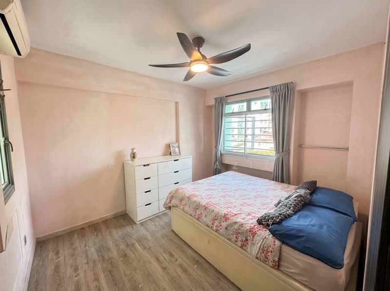 126C Edgedale Plains, 126C Edgedale Plains, 3 Bedrooms, 915 sqft, HDB Flat For Sale, by Azhar Aziz, 500127999 - Bedroom - PropertyGuru.com.sg