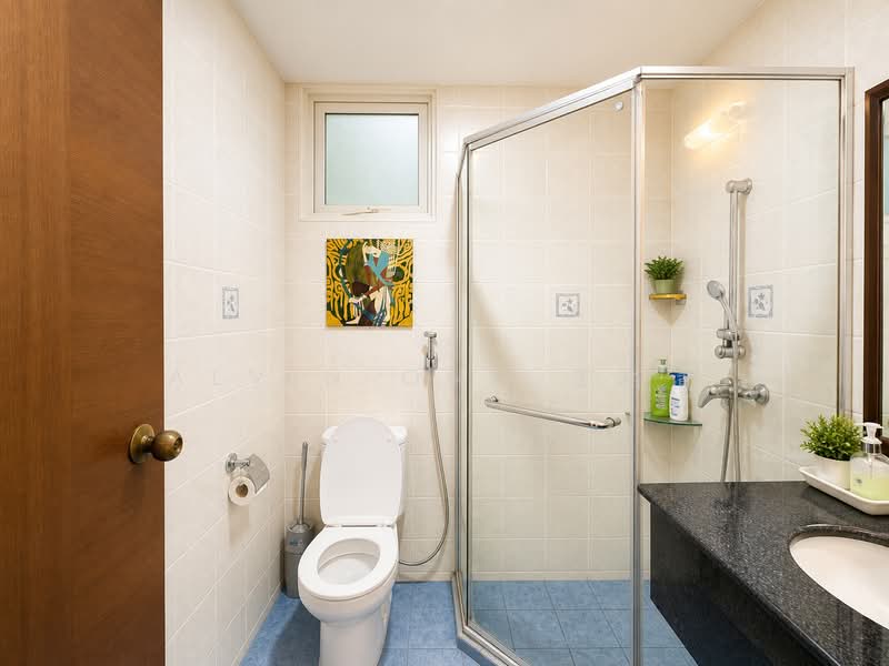 Rivervale Crest, 9 Rivervale Crescent, 2 Bedrooms, 990 sqft, Condominium For Sale, by Alvin Ong 王裕清, 500128028 - Bathroom - PropertyGuru.com.sg