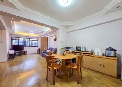For Sale - 172 Hougang Avenue 1