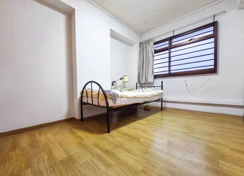 172 Hougang Avenue 1, 172 Hougang Avenue 1, 3 Bedrooms, 1,087 sqft, HDB Flat For Sale, by Winnifred Lim, 500128038 - Bedroom - PropertyGuru.com.sg
