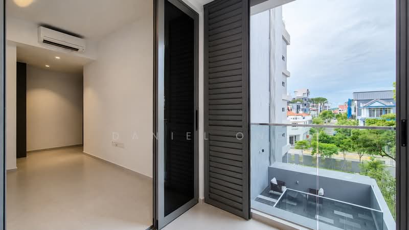 Koon Seng House, 89 Koon Seng Road, 2 Bedrooms, 786 sqft, Condominium For Rent, by Daniel Ong, 500128042 - Balcony - PropertyGuru.com.sg