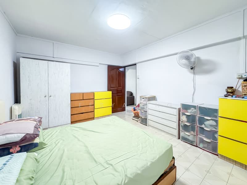 326 Hougang Avenue 7, 326 Hougang Avenue 7, 3 Bedrooms, 1,119 sqft, HDB Flat For Sale, by Keesya Ang, 500128045 - Bedroom - PropertyGuru.com.sg