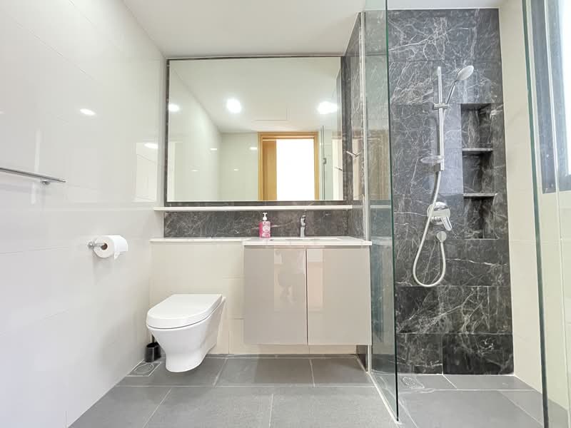 Bartley Ridge, 36 Mount Vernon Road, 2 Bedrooms, 721 sqft, Condominium For Rent, by Michelle Tan, 500128051 - Bathroom - PropertyGuru.com.sg
