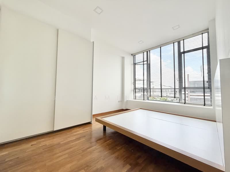 3 BEDDER NEAR AMENITIES & EATERIES, NEXT TO YISHUN!!, , 3 Bedrooms, 1,313 sqft, Condominium For Rent, by Benjamin Poh, 500128069 - Master Bedroom - PropertyGuru.com.sg