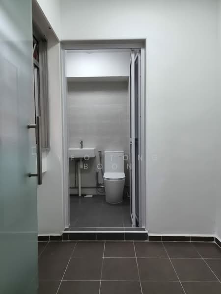 145 Mei Ling Street, 145 Mei Ling Street, 3 Bedrooms, 1,356 sqft, HDB Flat For Sale, by Yeo Tong Boon, 500128073 - Bathroom - PropertyGuru.com.sg