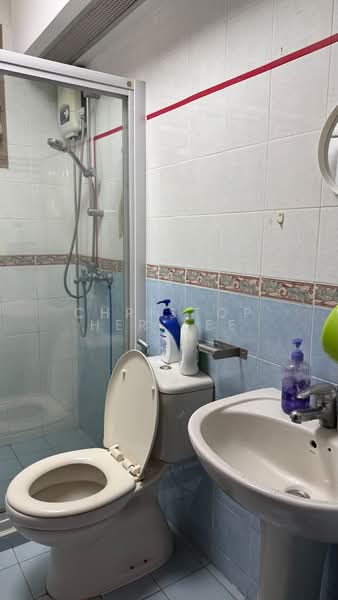 161B Punggol Central, 161B Punggol Central, 3 Bedrooms, 1,227 sqft, HDB Flat For Rent, by Christopher Lee, 500128109 - Bathroom - PropertyGuru.com.sg