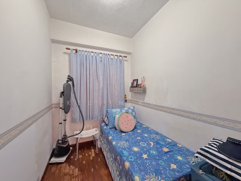 Villa Marina, 21 Jalan Sempadan, 2 Bedrooms, 1,518 sqft, Condominium For Sale, by Kelvin Koh, 500128111 - Bedroom - PropertyGuru.com.sg