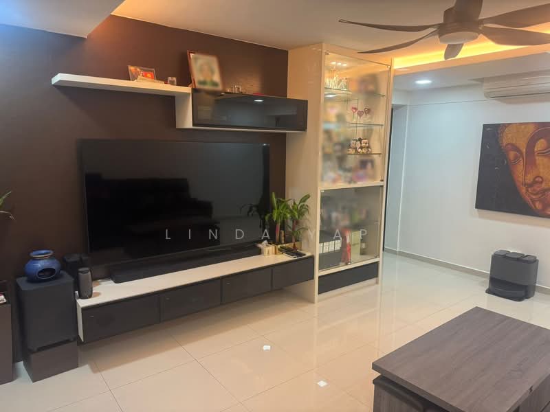 82 Bedok North Road, 82 Bedok North Road, Room Rental, 120 sqft, HDB Flat For Rent, by Linda Yap, 500128112 - Living Room - PropertyGuru.com.sg