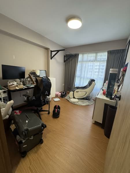 876C Tampines Avenue 8, 876C Tampines Avenue 8, 3 Bedrooms, 1,216 sqft, HDB Flat For Sale, by Adora Valerie Tay, 500128118 - Study - PropertyGuru.com.sg
