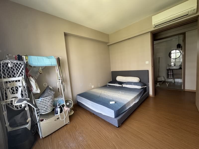 876C Tampines Avenue 8, 876C Tampines Avenue 8, 3 Bedrooms, 1,216 sqft, HDB Flat For Sale, by Adora Valerie Tay, 500128118 - Bedroom - PropertyGuru.com.sg