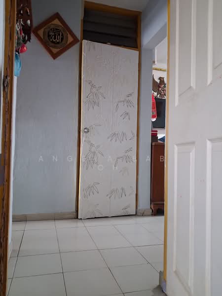 414 Bukit Batok West Avenue 4, 414 Bukit Batok West Avenue 4, 2 Bedrooms, 700 sqft, HDB Flat For Sale, by Angela Baby Oh, 500128120 - Interior - PropertyGuru.com.sg