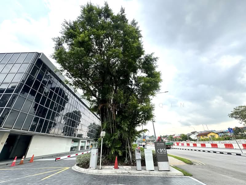 Tan Chong Motor Centre, 911-913 Bukit Timah Road, 36,009 sqft, Office For Rent, by Joey Ke Liqin, 500128133 - Exterior - CommercialGuru.com.sg