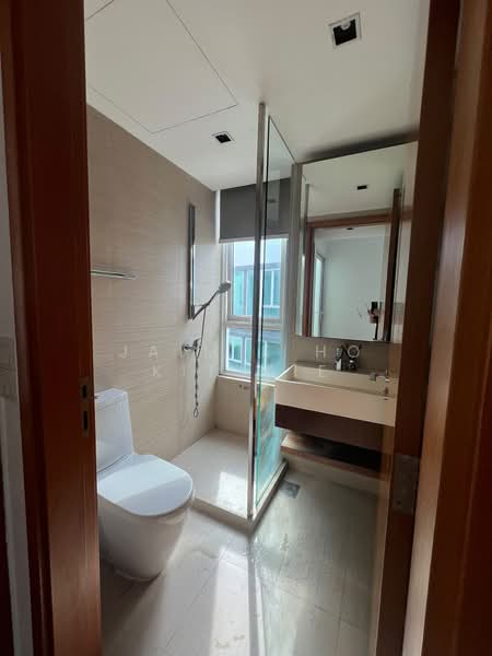 Cabana, 145A Sunrise Terrace, 4 Bedrooms, 3,165 sqft, Cluster House For Sale, by Jaimie Ho Kit Mie, 500128137 - Bathroom - PropertyGuru.com.sg