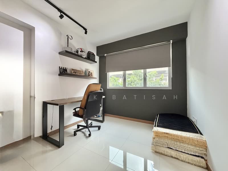 453B Bukit Batok West Avenue 6, 453B Bukit Batok West Avenue 6, 3 Bedrooms, 1,237 sqft, HDB Flat For Sale, by Taufik Batisah, 500128141 - Study - PropertyGuru.com.sg