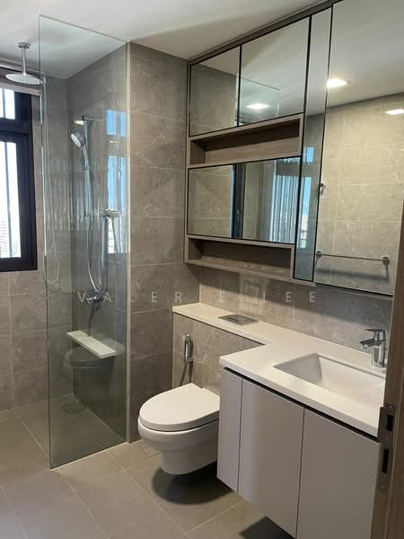 The Tapestry, 51 Tampines Street 86, 2 Bedrooms, 743 sqft, Condominium For Sale, by Valerie Lee, 500128147 - Bathroom - PropertyGuru.com.sg