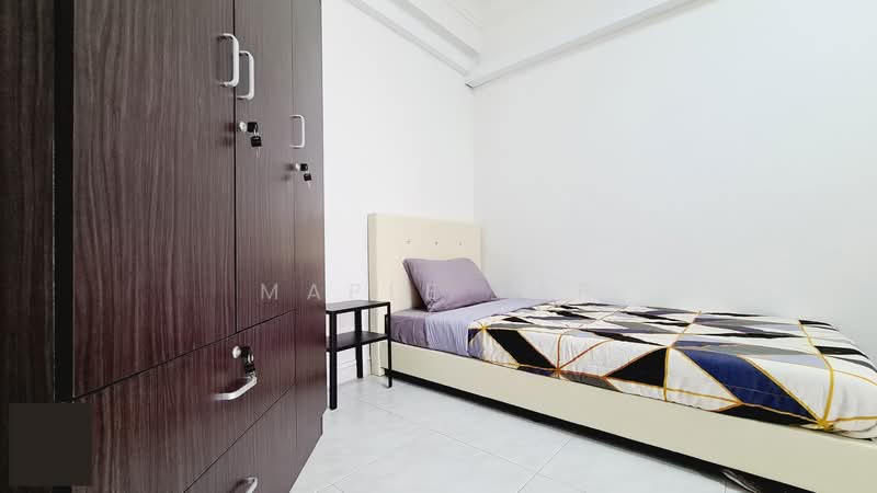 Bukit View, 144 Upper Bukit Timah Road, Room Rental, 120 sqft, Condominium For Rent, by Maple Yap, 500128150 - ECON1 - PropertyGuru.com.sg