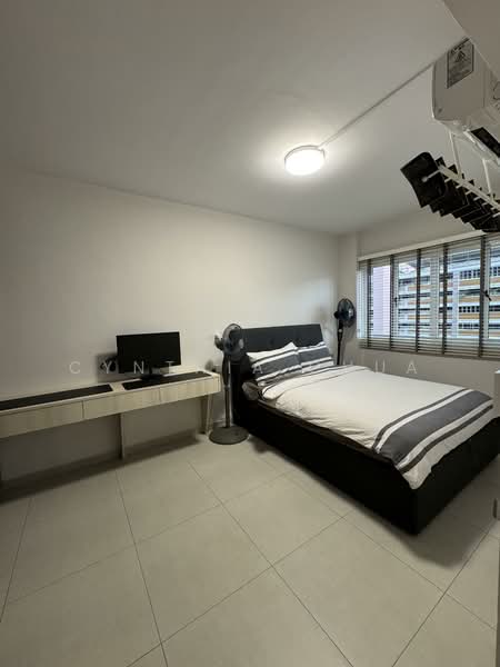 888 Tampines Street 81, 888 Tampines Street 81, Room Rental, 322 sqft, HDB Flat For Rent, by Cynthia Chua, 500128157 - Bedroom - PropertyGuru.com.sg