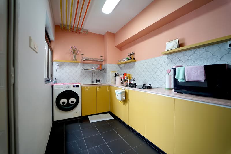 9 Cantonment Close, 9 Cantonment Close, 2 Bedrooms, 646 sqft, HDB Flat For Sale, by Pamela Lua, 500128162 - Kitchen - PropertyGuru.com.sg