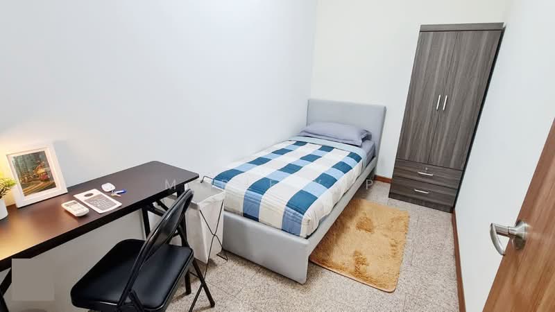 Queens, 10 Stirling Road, Room Rental, 120 sqft, Condominium For Rent, by Maple Yap, 500128170 - ECON1 - PropertyGuru.com.sg