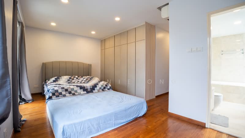 Corner Terrace Near Bartley and Tai Seng MRT, , 5 Bedrooms, 3,000 sqft, Corner Terrace For Sale, by Melanie Ong, 500128171 - Bedroom - PropertyGuru.com.sg