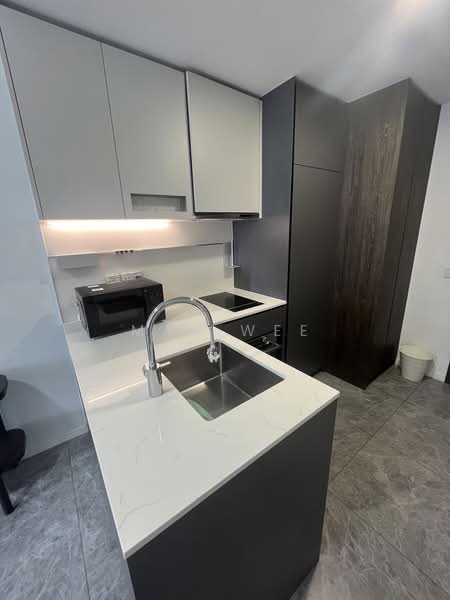 The M, 30 Middle Road, 2 Bedrooms, 614 sqft, Condominium For Sale, by Max Wee, 500128179 - Kitchen - PropertyGuru.com.sg