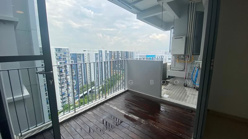 Arc at Tampines, 11 Tampines Avenue 8, 3 Bedrooms, 1,679 sqft, Executive Condominium For Sale, by Yeo Tong Boon, 500128192 - Balcony - PropertyGuru.com.sg