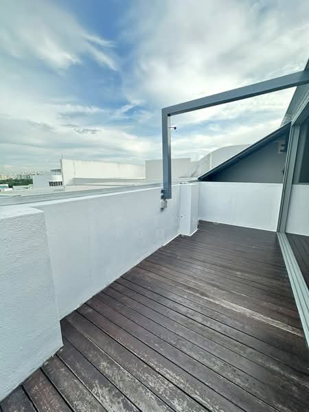 Arc at Tampines, 11 Tampines Avenue 8, 3 Bedrooms, 1,679 sqft, Executive Condominium For Sale, by Yeo Tong Boon, 500128192 - Exterior - PropertyGuru.com.sg