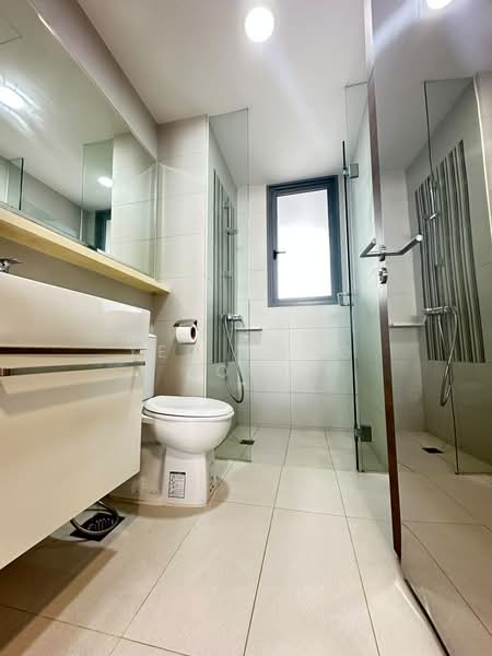 Arc at Tampines, 11 Tampines Avenue 8, 3 Bedrooms, 1,679 sqft, Executive Condominium For Sale, by Yeo Tong Boon, 500128192 - Bathroom - PropertyGuru.com.sg
