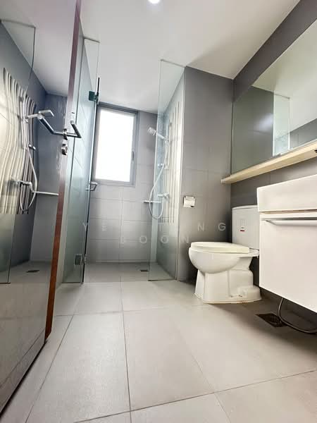 Arc at Tampines, 11 Tampines Avenue 8, 3 Bedrooms, 1,679 sqft, Executive Condominium For Sale, by Yeo Tong Boon, 500128192 - Bathroom - PropertyGuru.com.sg