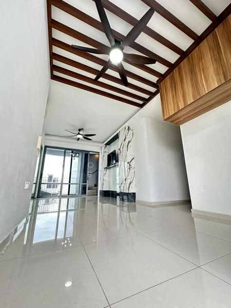 Arc at Tampines, 11 Tampines Avenue 8, 3 Bedrooms, 1,679 sqft, Executive Condominium For Sale, by Yeo Tong Boon, 500128192 - Living Room - PropertyGuru.com.sg