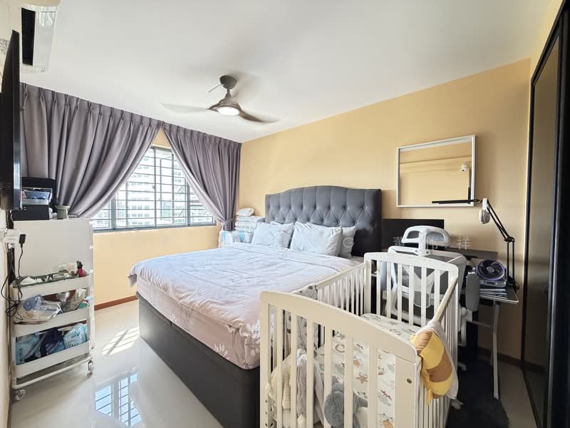 659A Punggol East, 659A Punggol East, 3 Bedrooms, 1,001 sqft, HDB Flat For Sale, by Aldric Tong 董伟祥, 500128228 - Bedroom - PropertyGuru.com.sg