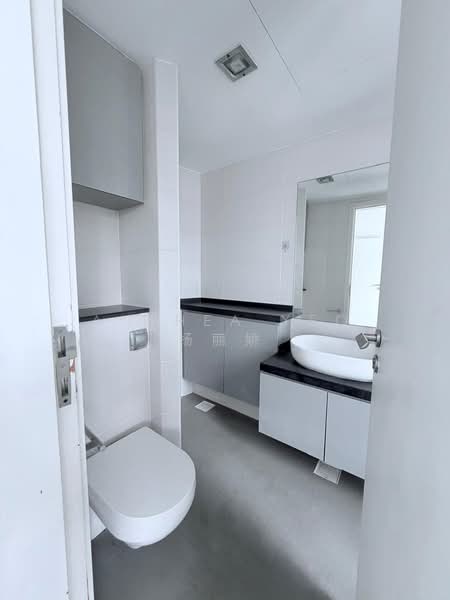 The Belvedere, 53 Meyer Road, 2 Bedrooms, 1,012 sqft, Condominium For Rent, by Anthea Yeo 杨丽娇, 500128231 - Bathroom - PropertyGuru.com.sg