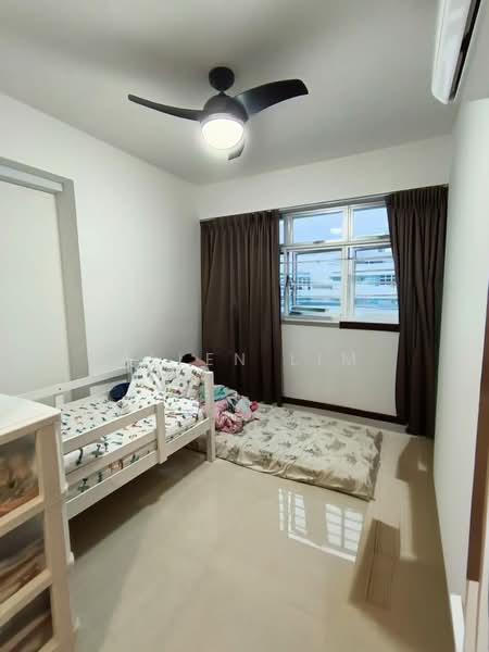 166A Yung Kuang Court, 166A Yung Kuang Road, 3 Bedrooms, 1,001 sqft, HDB Flat For Sale, by Allen Lim, 500128241 - Bedroom - PropertyGuru.com.sg
