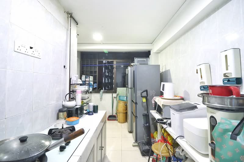 69 Circuit Road, 69 Circuit Road, 2 Bedrooms, 603 sqft, HDB Flat For Sale, by Bee 林美玲, 500128247 - Kitchen - PropertyGuru.com.sg