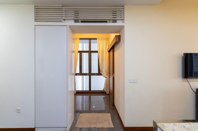 Seahill, 121 West Coast Crescent, 2 Bedrooms, 786 sqft, Condominium For Sale, by Valentina Tan, 500128262 - Interior - PropertyGuru.com.sg