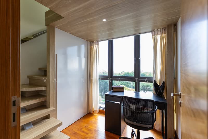 Seahill, 121 West Coast Crescent, 2 Bedrooms, 786 sqft, Condominium For Sale, by Valentina Tan, 500128262 - Bedroom 2 - PropertyGuru.com.sg