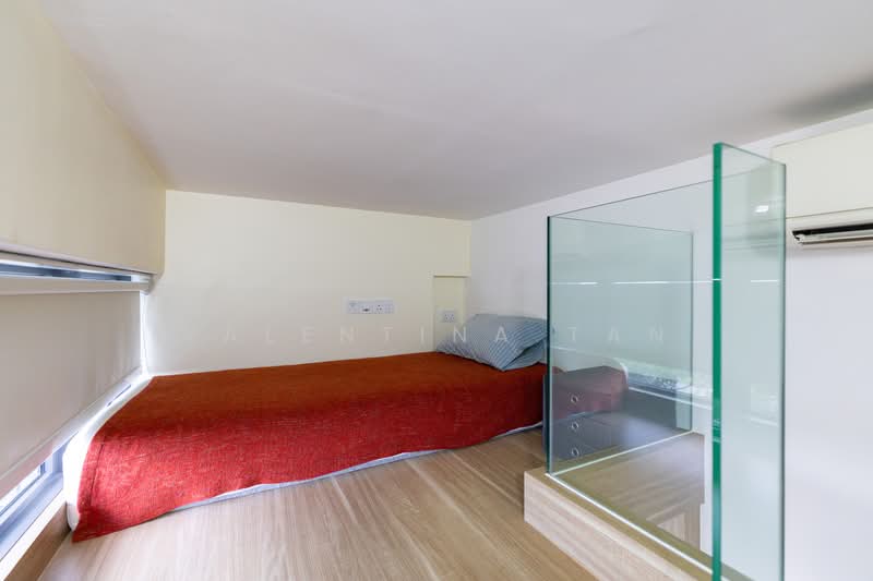 Seahill, 121 West Coast Crescent, 2 Bedrooms, 786 sqft, Condominium For Sale, by Valentina Tan, 500128262 - Bedroom 2 - PropertyGuru.com.sg