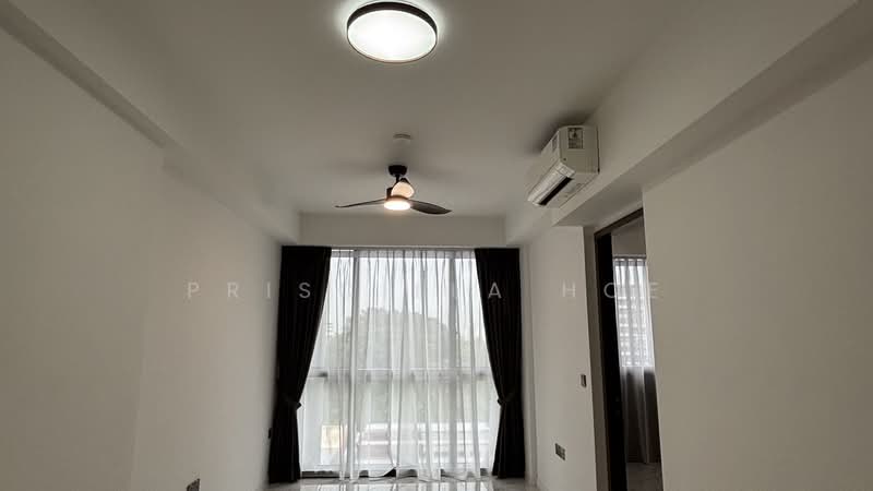 Sceneca Residence, 26 Tanah Merah Kechil Link, 1 Bedroom, 538 sqft, Condominium For Rent, by Priscilla Hoe, 500128268 - Spacious living hall with unblocked view - PropertyGuru.com.sg