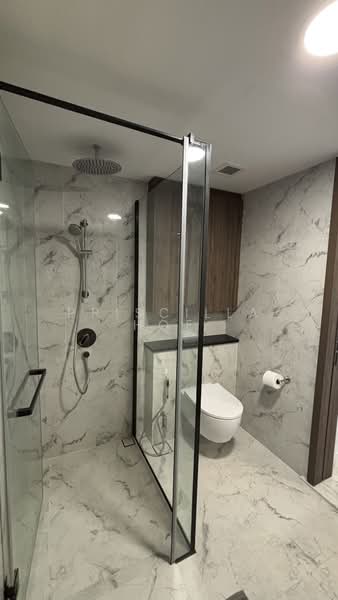 Sceneca Residence, 26 Tanah Merah Kechil Link, 1 Bedroom, 538 sqft, Condominium For Rent, by Priscilla Hoe, 500128268 - Bathroom - PropertyGuru.com.sg
