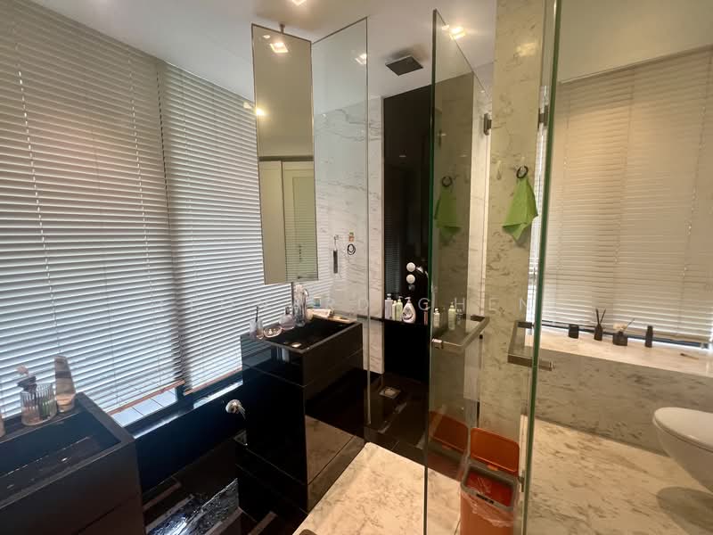The Trizon, 6 Ridgewood Close, 4 Bedrooms, 2,207 sqft, Condominium For Rent, by Leonard Chen, 500128272 - Bathroom - PropertyGuru.com.sg