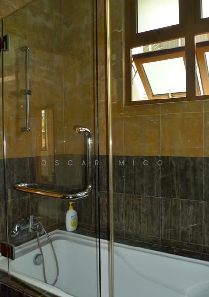 holland road, Holland Road, 6 Bedrooms, 6,017 sqft, Detached House For Sale, by Oscar Mico, 500128276 - Bathroom - PropertyGuru.com.sg