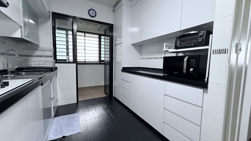 635A Senja Road, 635A Senja Road, 3 Bedrooms, 1,205 sqft, HDB Flat For Sale, by Isa Ho, 500128284 - Kitchen - PropertyGuru.com.sg