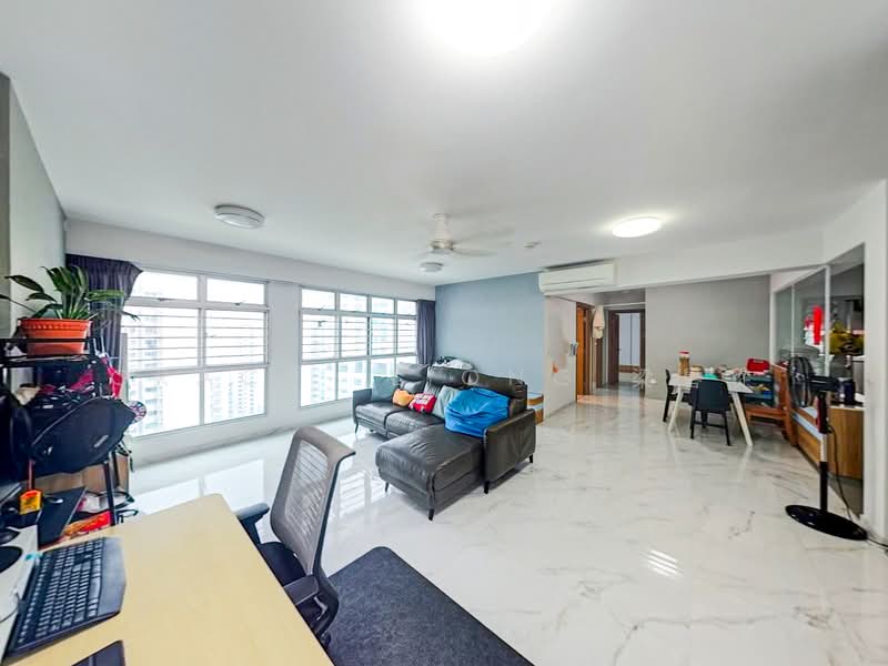 422A Northshore Drive, 422A Northshore Drive, 3 Bedrooms, 1,216 sqft, HDB Flat For Sale, by Grace  LIONG 梁礜從, 500128316 - Living Room - PropertyGuru.com.sg