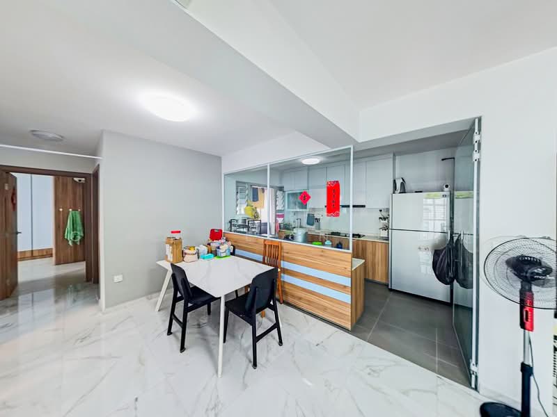 422A Northshore Drive, 422A Northshore Drive, 3 Bedrooms, 1,216 sqft, HDB Flat For Sale, by Grace  LIONG 梁礜從, 500128316 - Kitchen - PropertyGuru.com.sg